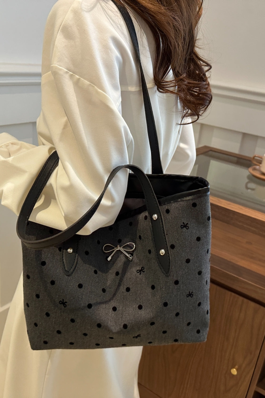 Bow Trim Polyester Tote Bag